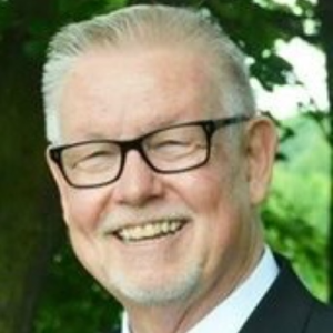 Paul S Lindblad Author